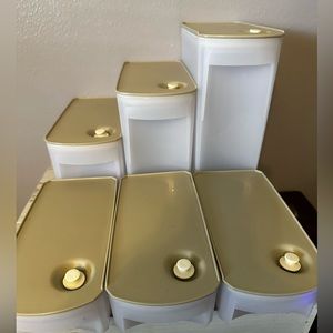 Tupperware Lot of 6 Shelf Smart Containers Hazelnut Beige